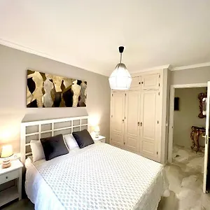 apt-puerto-deluxe.hotelsinnerja.org/